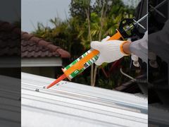 Collage de verre neutre en silicone à haute stabilité personnalisé pour plaque d'acier plastique